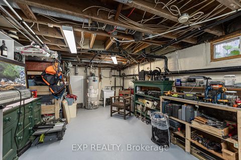 Photo 34 at 208 Lorne Avenue, Central Newmarket, Newmarket