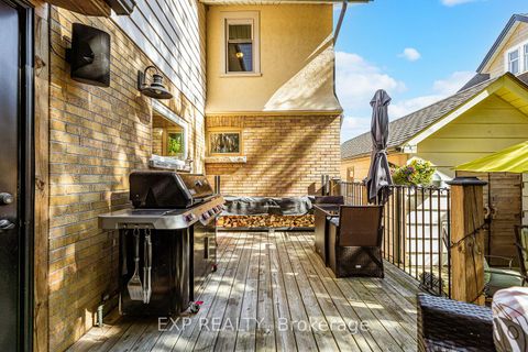 Photo 37 at 208 Lorne Avenue, Central Newmarket, Newmarket