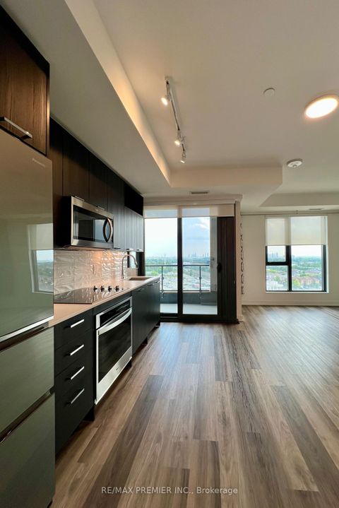 Photo 20 at 601 - 120 Eagle Rock Way, Rural Vaughan, Vaughan