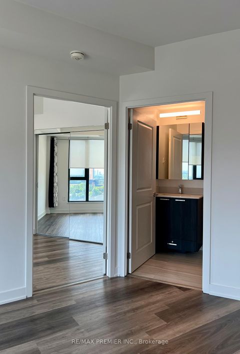 Photo 32 at 601 - 120 Eagle Rock Way, Rural Vaughan, Vaughan