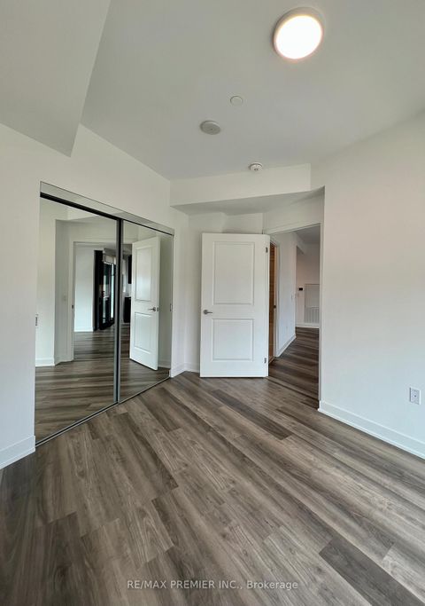 Photo 34 at 601 - 120 Eagle Rock Way, Rural Vaughan, Vaughan