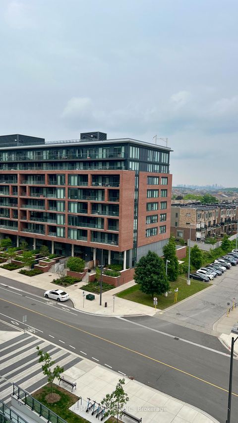 Photo 46 at 601 - 120 Eagle Rock Way, Rural Vaughan, Vaughan