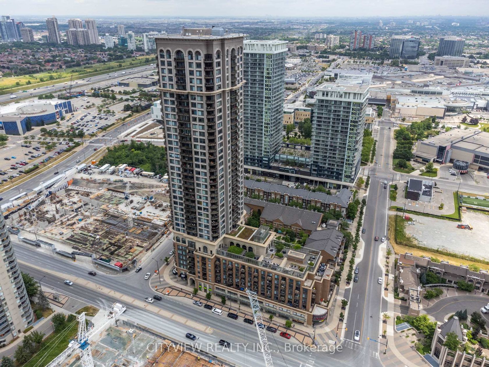 911 - 385 Prince Of Wales Drive, City Centre, Mississauga 