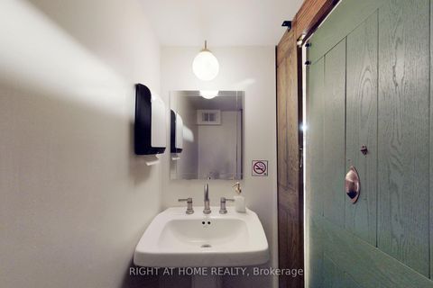 Photo 17 at 394 King Street E, Moss Park, Toronto