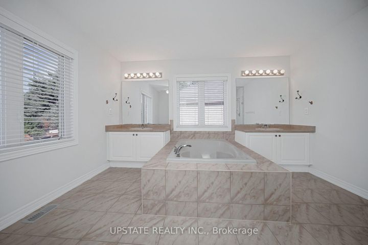 Photo 17 at 66 GEORGE ROBINSON Drive, Credit Valley, Brampton