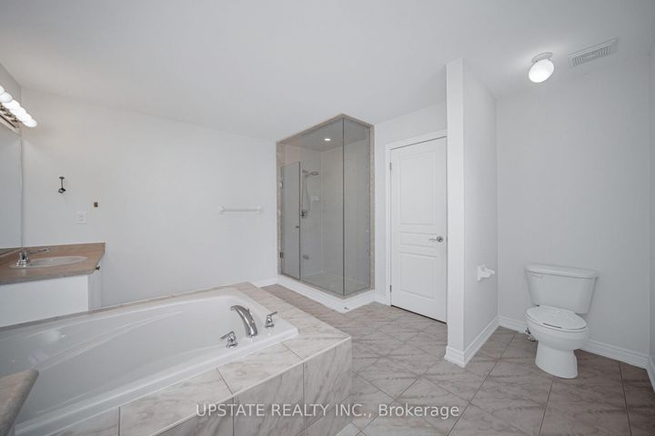 Photo 18 at 66 GEORGE ROBINSON Drive, Credit Valley, Brampton