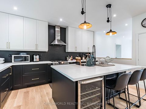 Photo 16 at 22 Yorkleigh Avenue, Humber Heights, Toronto
