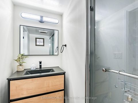 Photo 33 at 22 Yorkleigh Avenue, Humber Heights, Toronto
