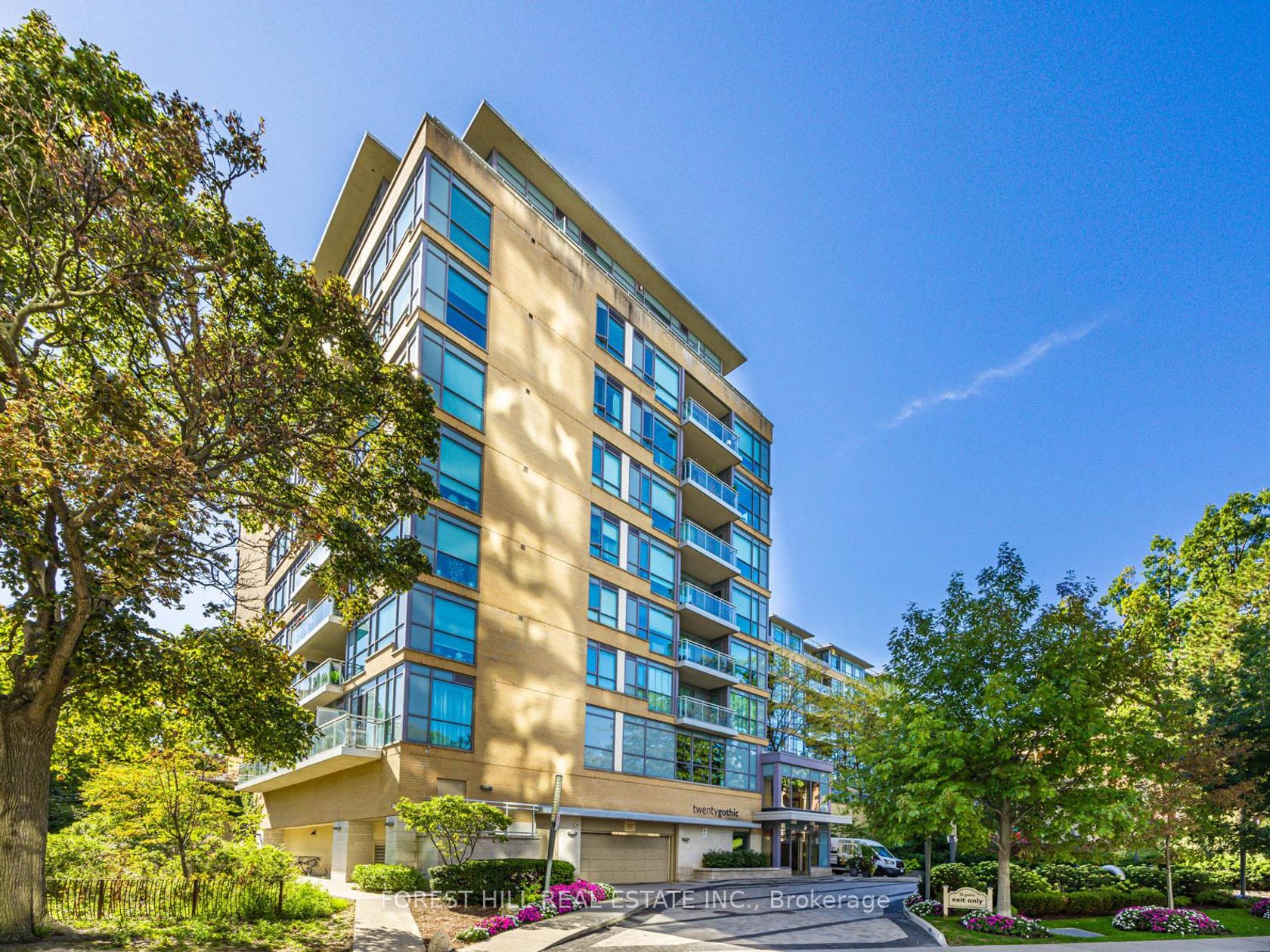 216 - 20 Gothic Avenue, High Park North, Toronto 