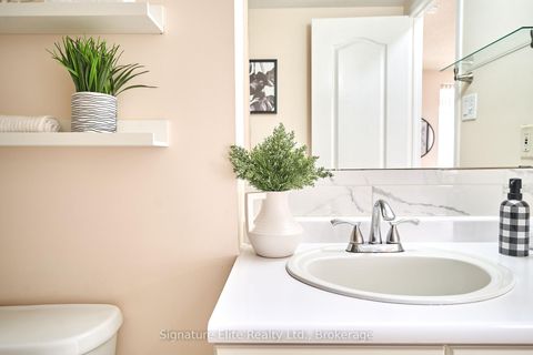 Photo 11 at 205 - 2874 Keele Street, CFB, Toronto