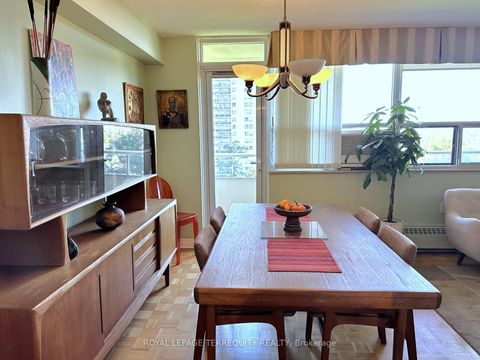 Photo 14 at 817 - 360 Ridelle Avenue, Belgravia, Toronto