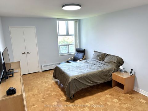Photo 22 at 817 - 360 Ridelle Avenue, Belgravia, Toronto