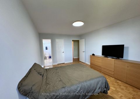 Photo 23 at 817 - 360 Ridelle Avenue, Belgravia, Toronto