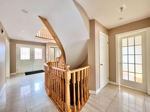 Photo 2 at 186 Marsi Road, North Richvale, Richmond Hill