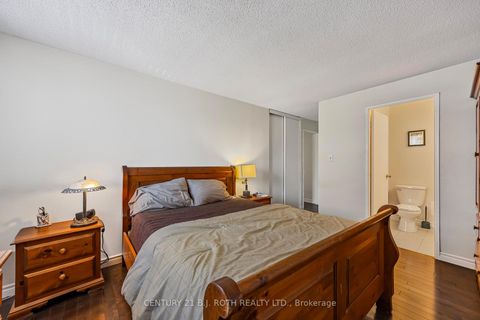 Photo 8 at 32 - 2 Albert Street, North Shore, Barrie