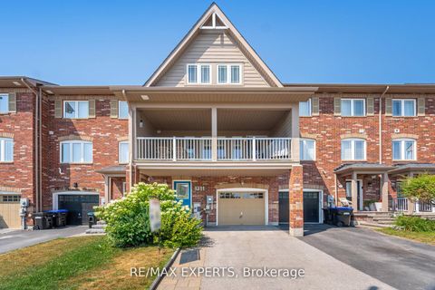 Photo 2 at 1311 Coleman Crescent, Alcona, Innisfil