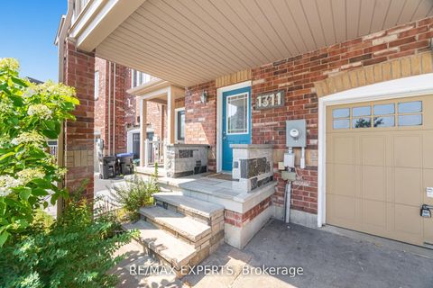 Photo 4 at 1311 Coleman Crescent, Alcona, Innisfil