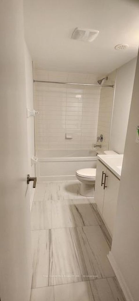 Photo 12 at 128 - 40 William Jackson Way, New Toronto, Toronto
