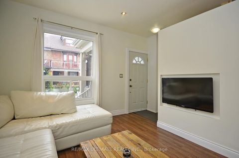Photo 6 at 13 Gore Street, Bellwoods, Toronto