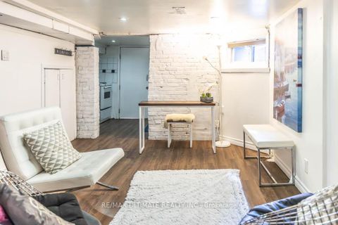 Photo 10 at 13 Gore Street, Bellwoods, Toronto