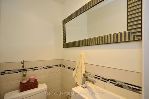 Photo 16 at 13 Gore Street, Bellwoods, Toronto