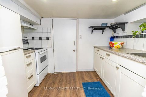 Photo 19 at 13 Gore Street, Bellwoods, Toronto