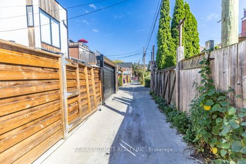 Photo 21 at 13 Gore Street, Bellwoods, Toronto