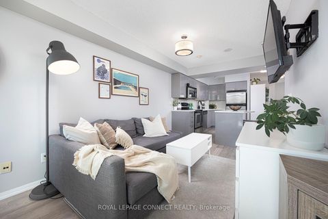 Photo 8 at 609 - 231 Fort York Boulevard, Niagara, Toronto