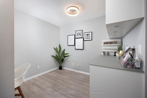 Photo 19 at 609 - 231 Fort York Boulevard, Niagara, Toronto