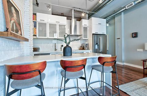 Photo 4 at 608 - 43 Hanna Avenue, Niagara, Toronto