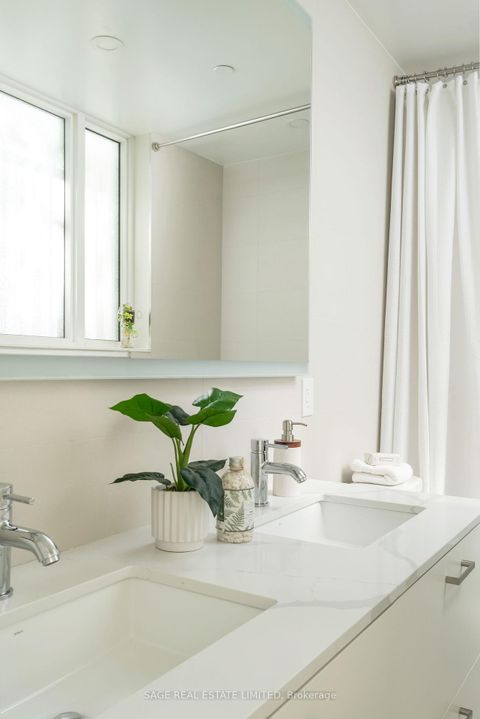 Photo 24 at Th01 - 1331 Queen Street E, South Riverdale, Toronto