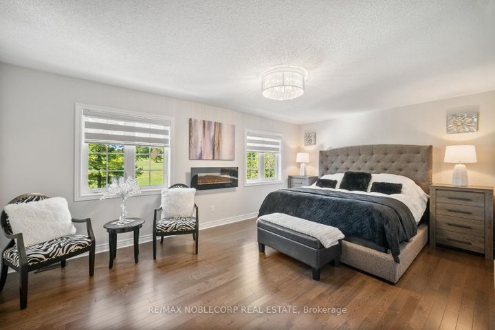 Photo 20 at 68 Inverness Way, Rural Bradford West Gwillimbury, Bradford West Gwillimbury