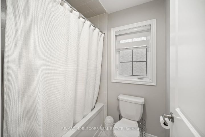 Photo 34 at 68 Inverness Way, Rural Bradford West Gwillimbury, Bradford West Gwillimbury Photo 34 at 68 Inverness Way, Rural Bradford West Gwillimbury, Bradford West Gwillimbury