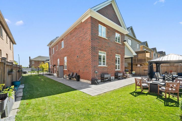 Photo 47 at 68 Inverness Way, Rural Bradford West Gwillimbury, Bradford West Gwillimbury