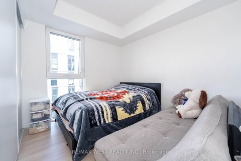 Photo 8 at 721 - 500 Wilson Avenue, Clanton Park, Toronto Photo 8 at 721 - 500 Wilson Avenue, Clanton Park, Toronto