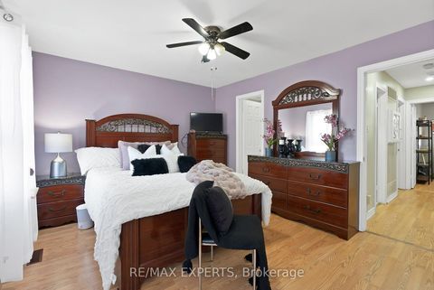 Photo 18 at 56 San Marino Way, Jane Heights, Toronto