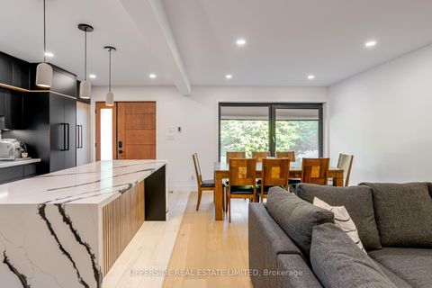 Photo 10 at 61 Marlin Court, London, Newmarket