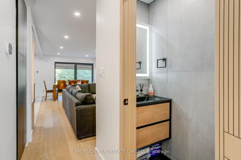 Photo 13 at 61 Marlin Court, London, Newmarket