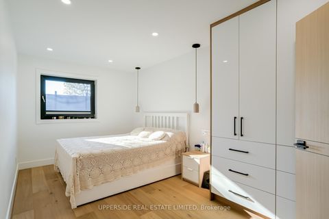 Photo 17 at 61 Marlin Court, London, Newmarket