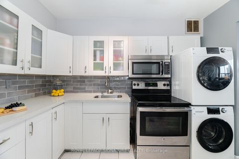 Photo 18 at 1212 - 451 The West Mall Drive, Etobicoke West Mall, Toronto