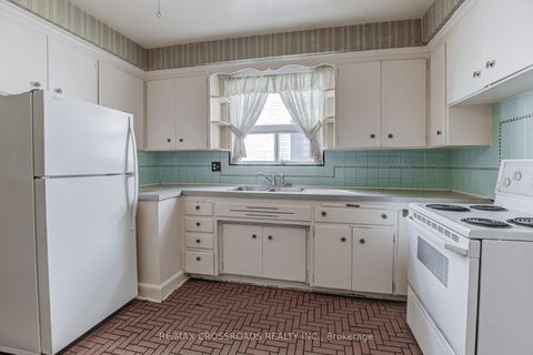 Photo 7 at 156 Florence Avenue, Westgate, Toronto