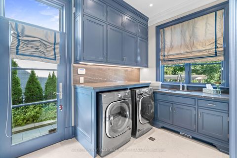 Photo 15 at 29 Twyford Road, Rosethorn, Toronto