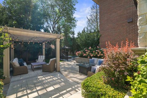 Photo 43 at 29 Twyford Road, Rosethorn, Toronto