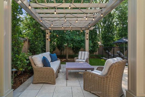 Photo 44 at 29 Twyford Road, Rosethorn, Toronto