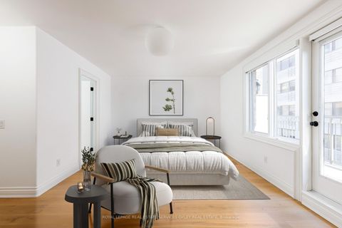 Photo 31 at 33 Webster Avenue, Annex, Toronto