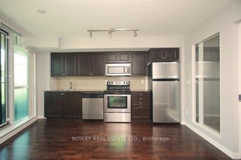 Photo 4 at 468 - 209 Fort York Boulevard, Niagara, Toronto