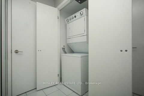 Photo 13 at 468 - 209 Fort York Boulevard, Niagara, Toronto