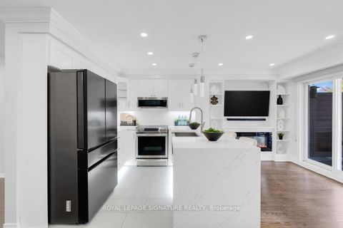 Photo 9 at 67 - 655C Warden Avenue, Birchmount, Toronto