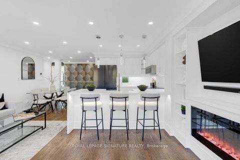 Photo 15 at 67 - 655C Warden Avenue, Birchmount, Toronto
