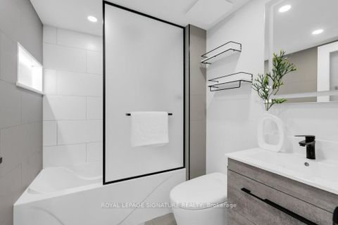 Photo 32 at 67 - 655C Warden Avenue, Birchmount, Toronto
